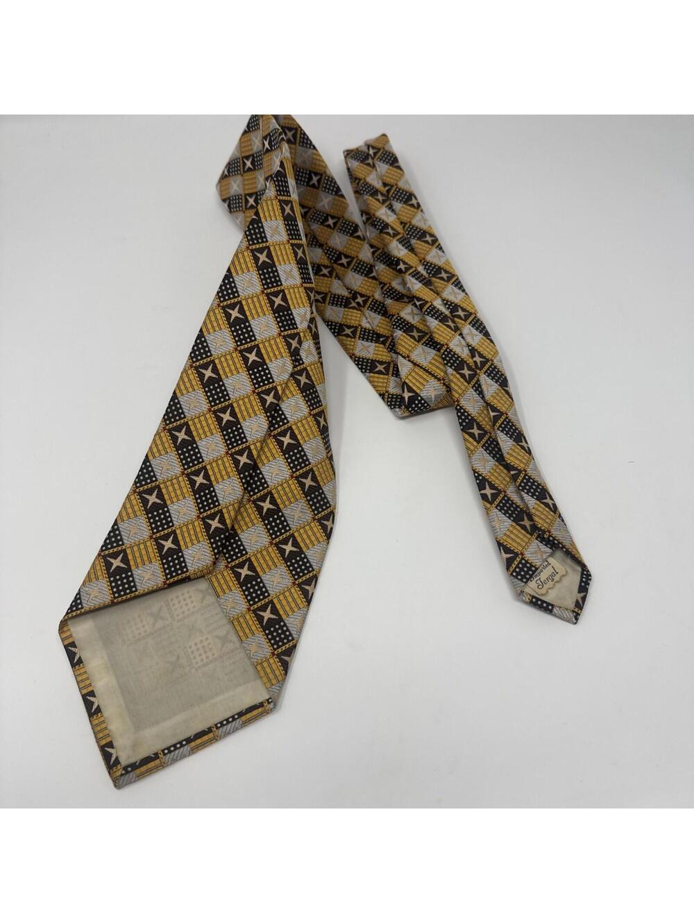 Patterned Neck Tie - Picture 2 of 2